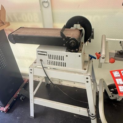 Sale Photo Thumbnail #62: Delta 31-080 Belt/Disc Sander