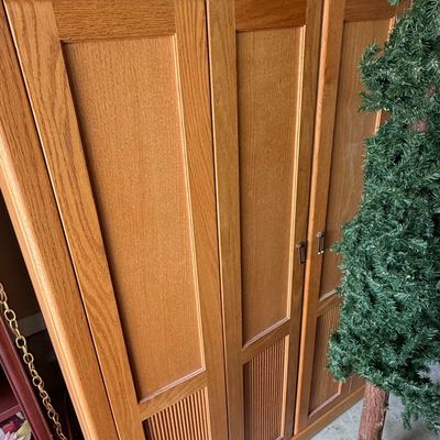 Sale Photo Thumbnail #35: Vintage Oak 5-Drawer Lateral File Cabinet