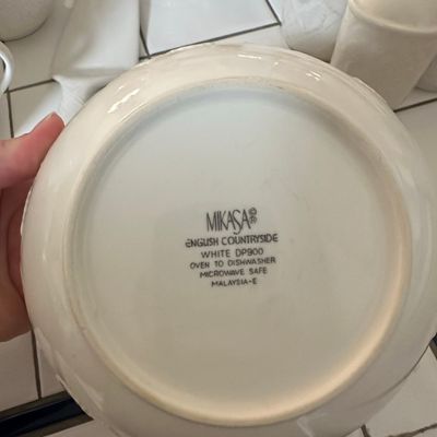 Mikasa English Countryside Serving Bowl