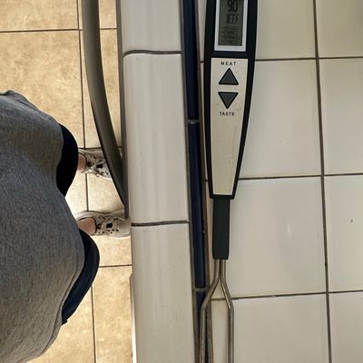 Sale Photo Thumbnail #633: Digital Meat Thermometer Fork