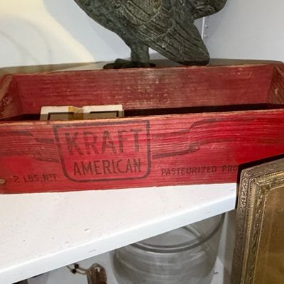 Sale Photo Thumbnail #391: Vintage Kraft American Pasteurized Process Cheese Wooden Crate