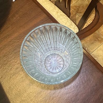 Sale Photo Thumbnail #333: Clear Glass Vase with Ribbed Sides and Flared Scalloped Top