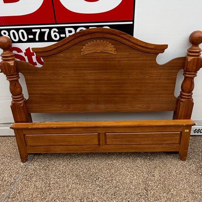 Sale Photo Thumbnail #67: Lexington Furniture Victorian Sampler Collection Queen Size Bed Headboard