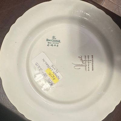 Homer Laughlin Vogue Fruit Pattern Dinner Plate