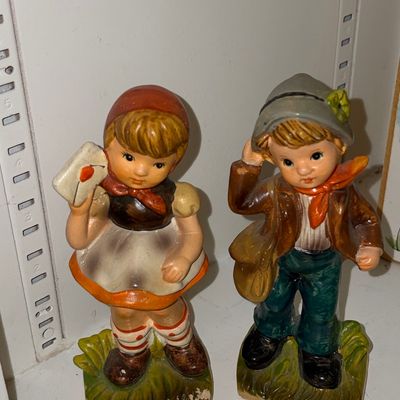 Sale Photo Thumbnail #104: Hummel Figurine Pair: Surprise (94/1)