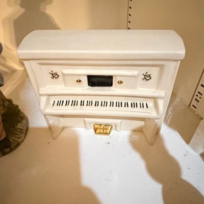 Sale Photo Thumbnail #570: Vintage Ceramic Piano Music Box with Gold Floral Decals