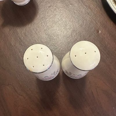 Sale Photo Thumbnail #342: Lenox Charleston Salt and Pepper Shakers