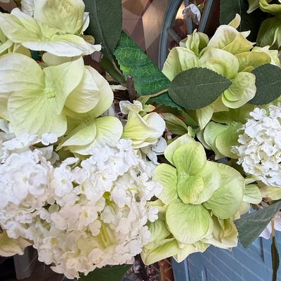 Sale Photo Thumbnail #415: Artificial Hydrangea and Blossom Decorative Wreath