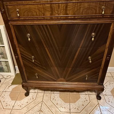 Sale Photo Thumbnail #20: Art Deco Sunburst Walnut Veneer Chest of Drawers