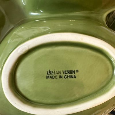 Sale Photo Thumbnail #520: Lillian Vernon Leaf-Shaped Divided Serving Dish