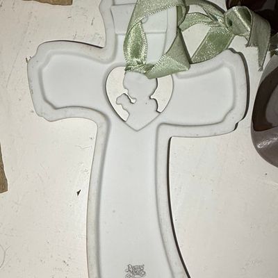 Precious Moments 'Cross My Heart' Wall Cross