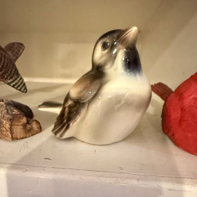 Sale Photo Thumbnail #597: Goebel Sparrow Figurine