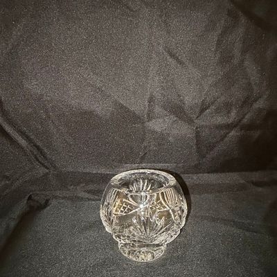 Sale Photo Thumbnail #118: American Brilliant Period Cut Glass Rose Bowl