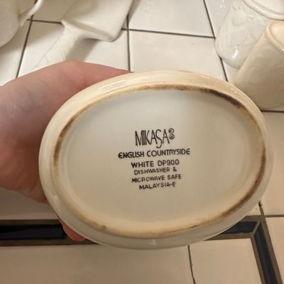 Mikasa English Countryside White Sugar Bowl