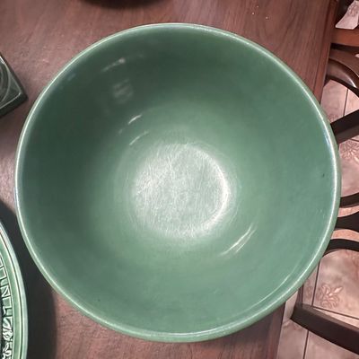 Sale Photo Thumbnail #471: Furio Green Leaf Pattern Mixing Bowl