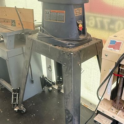 Sale Photo Thumbnail #17: General 15-220 M1 Oscillating Spindle Sander