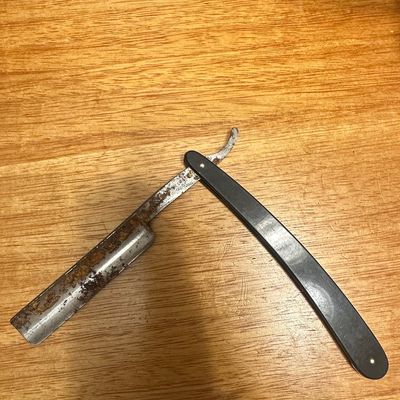 Sale Photo Thumbnail #502: Western States Cutlery & Mfg. Co. Straight Razor