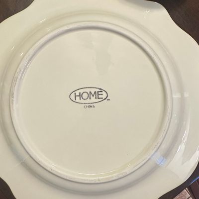 HOME HMQ33 Cream & Pink Scalloped Dinner Plate