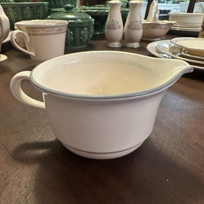 Sale Photo Thumbnail #549: Lenox Chinastone Creamer - For The Grey Patterns