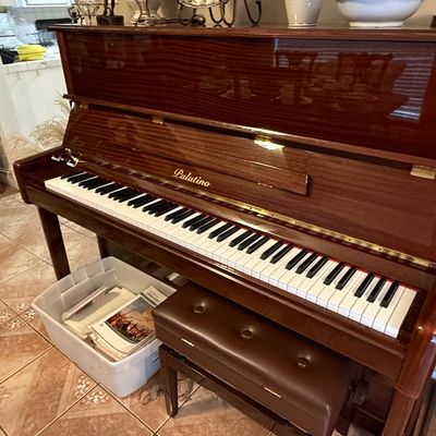 Sale Photo Thumbnail #13: Palatino Console Piano