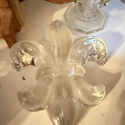 Clear Pressed Glass Fleur-de-Lis Paperweight