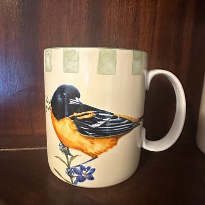 Sale Photo Thumbnail #400: Lenox Summer Greetings Baltimore Oriole Mug