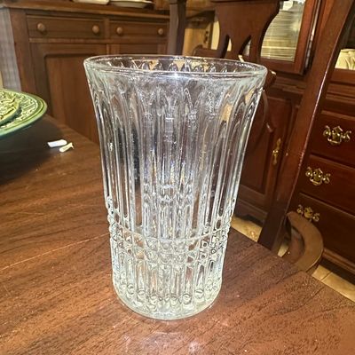Sale Photo Thumbnail #330: Clear Glass Vase with Ribbed Sides and Flared Scalloped Top