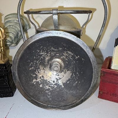 Sale Photo Thumbnail #271: Delta Electric Powerlite Railroad Lantern