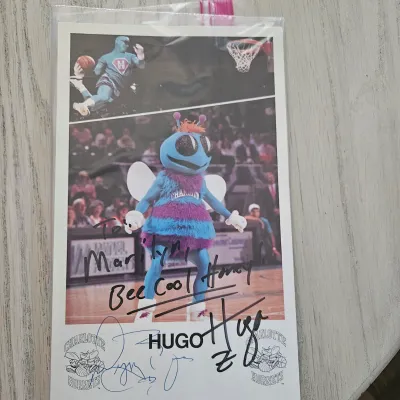 Autographed Hugo Hornets card