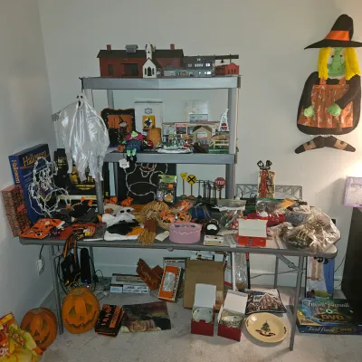 Halloween and Vintage Train Accessories