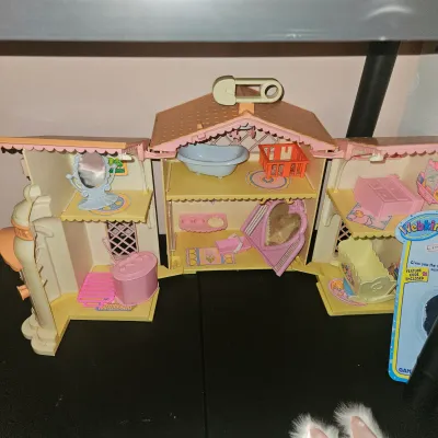 Sale Photo Thumbnail #13: Vintage Toys