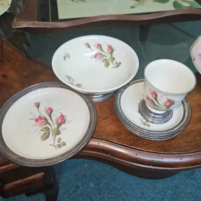 Moss Rose with,Sterling Silver base dishes