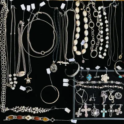 Sale Photo Thumbnail #36