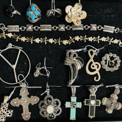 Sale Photo Thumbnail #37