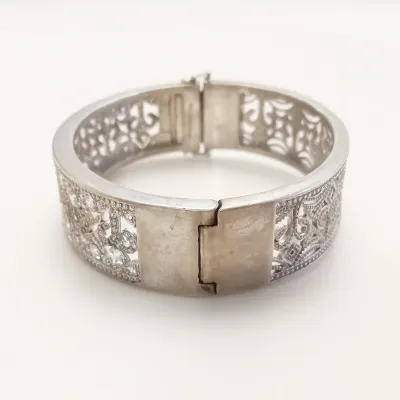 Sale Photo Thumbnail #164