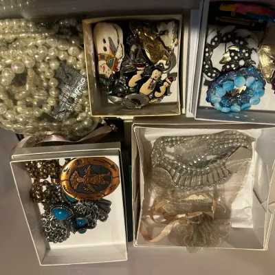 Sale Photo Thumbnail #60