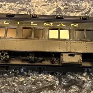 Vintage HO Scale Brass Pullman Heavyweight Sleeper – Black & Gold 12-Wheel Car