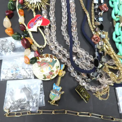 Sale Photo Thumbnail #342