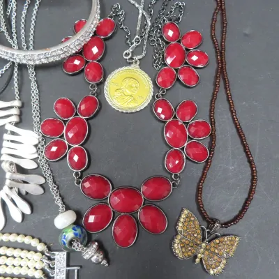 Sale Photo Thumbnail #307