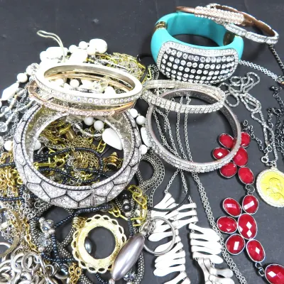 Sale Photo Thumbnail #308