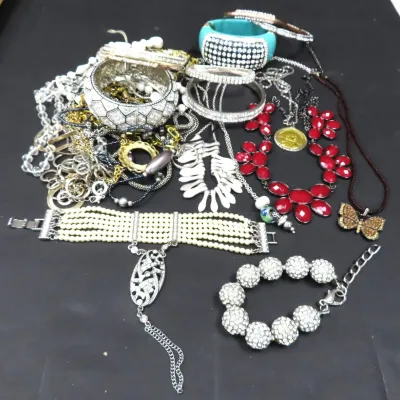 Sale Photo Thumbnail #306