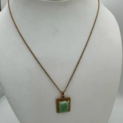 14K Gold Grecian Jade Pendant & Necklace 