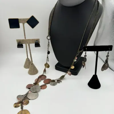 Costume Jewelry Necklace & Earrings
