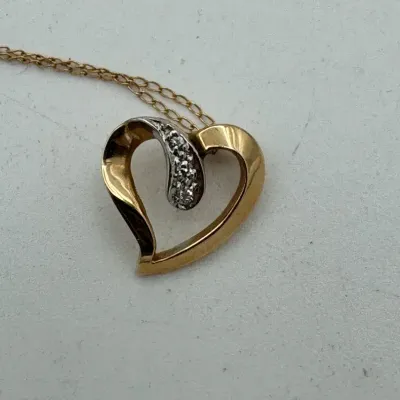 14K Gold Chain With Gold Pendant For Repair