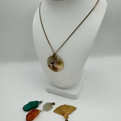 Vintage Chinese Mother Of Pearl Necklace With Amber,Jadeite & Folding Fan Pendants