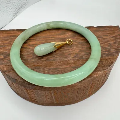 Jade Bracelet & Pendant