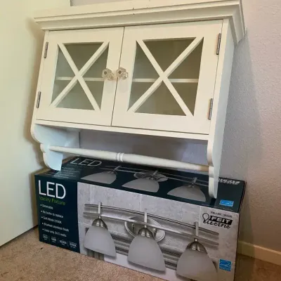  New In Box Vanity Light With Hanging Cabinet/Towel Rack