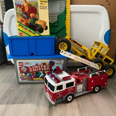 Lego's, Duplos, Tonka Tractor & Fire Engine
