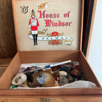 Cigar Box With Small Rocks, Fossils & Geodes