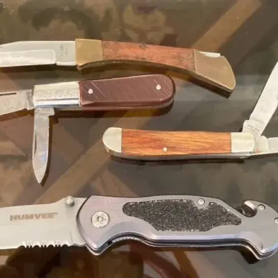 Humvee Folding Knife with Wood Handle Pocket Knives